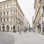 Opera Apartment Budapest With Three Bedroom W Ac